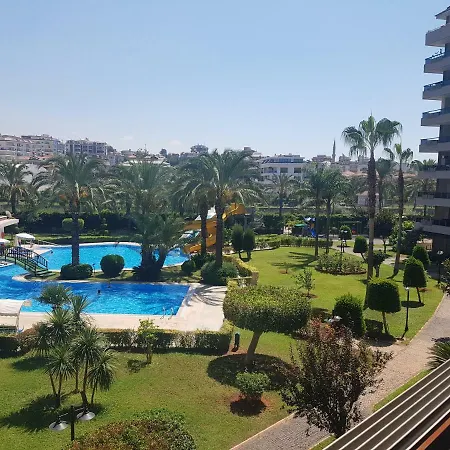 Riverside 阿拉尼亚