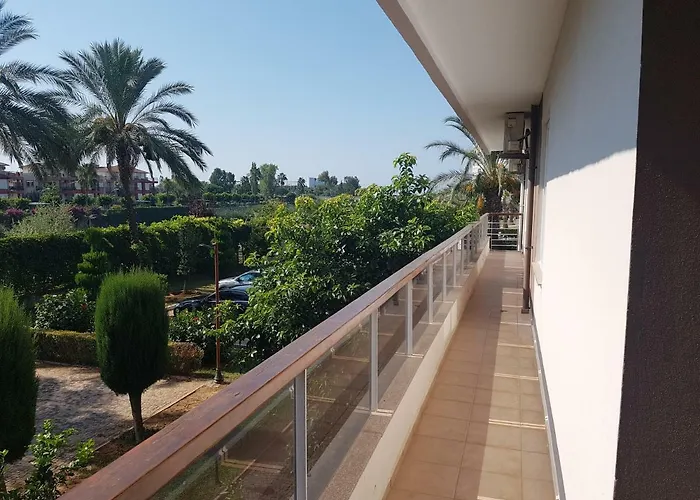 Riverside Apartment *